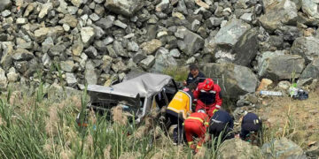 Muğla’da kontrolden çıkan otomobil, uçuruma yuvarlandı: 2 yaralı