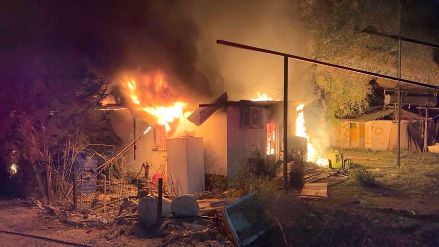Fethiye’de Alevler Evi Sardı