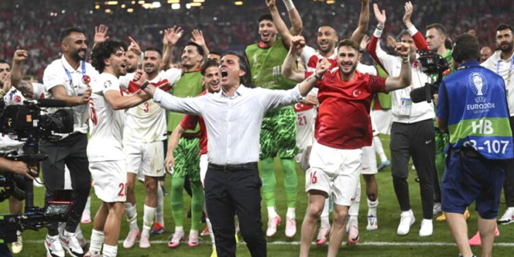 A Milli Takım Teknik Direktörü Vincenzo Montella Türk vatandaşı oluyor