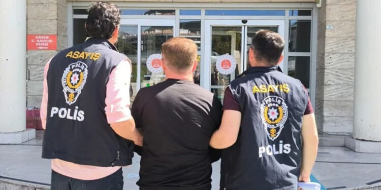 33 yıl hapis cezası ile aranıyordu yakalandı