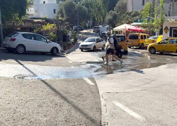 Bodrum’un göbeğinde kanalizasyon rezilliği