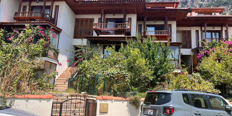 Akyaka’da Konut Fiyatları 5 Yılda 10 Katına Yaklaştı