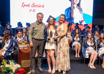 Bahçeşehir Koleji Bodrum Kampüsü’nde Mezuniyet Gururu