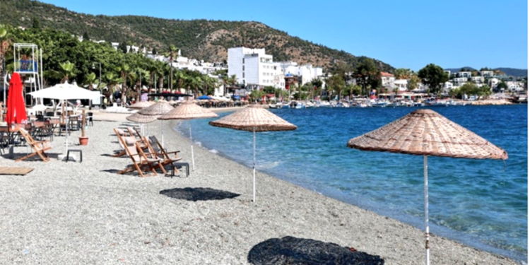 Osman Arkangil, yazdı: Bodrum’da Turist Yok, Sivrisinek Çok