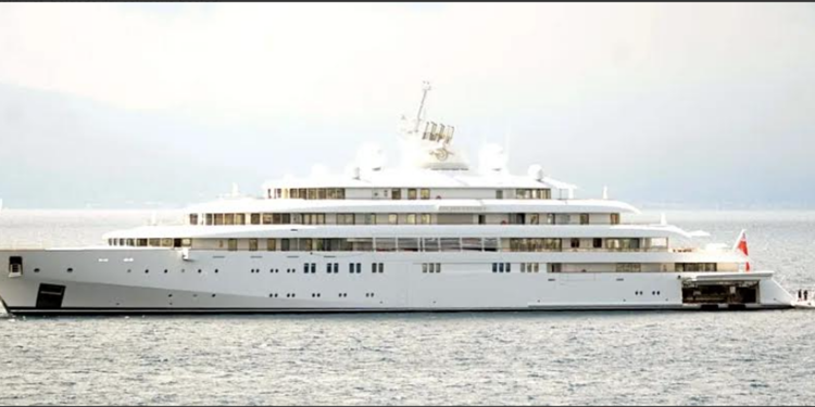 150 milyon dolarlık süper yat Golden Odyssey Bodrum’da