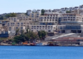 BODRUM’DA MATKAP VE İŞ MAKİNELERİ SESLERİ ARASINDA ÇILDIRTAN TATİL