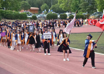 MSKÜ Sağlık Bilimleri Fakültesi’nden yeni mezunlar sektöre hazır