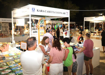 Bodrum Kitap ve Edebiyat Fuarı Devam Ediyor