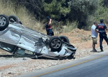 Torba- Gölköy yolunda takla atan otomobilde iki kişi yaralandı