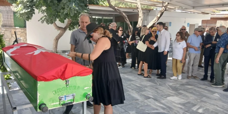 BÜYÜKELÇİLERİN DUAYENİ PULAT TACAR BODRUM’dA YAŞAMINI YİTİRDİ