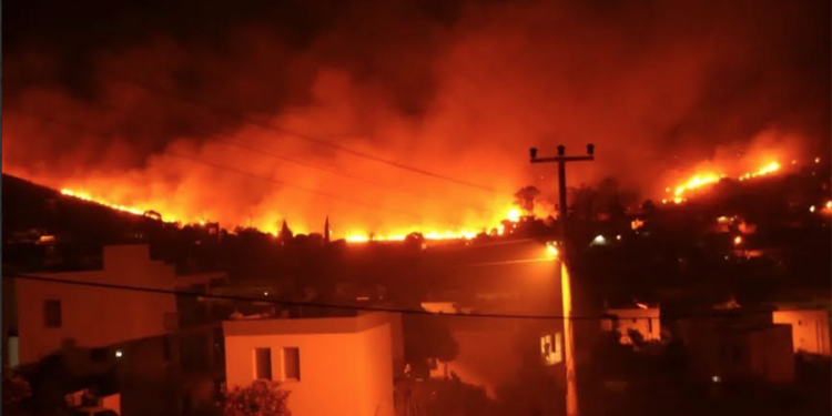 Bodrum sabaha kadar yandı