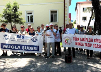 Muğla’da sağlık çalışanlarından sözleşme fesihlerine tepki