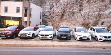 Kiralık araçların 60 gün otoparka çekilmesi işletmeleri zora soktu