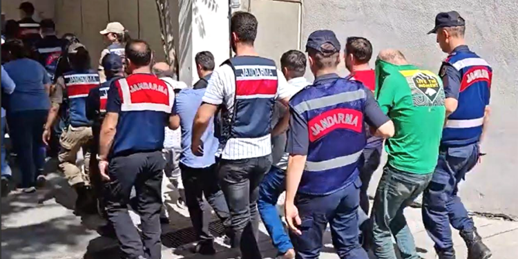 Muğla ve 11 ilde organize suç örgütü operasyonu! 74 şüpheli yakalandı