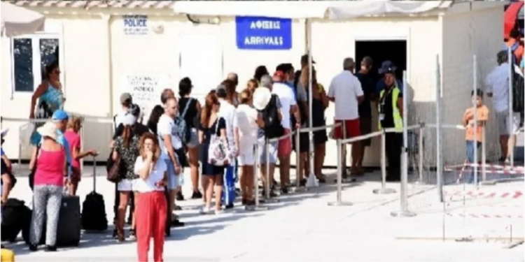 Rodos’un Umudu Türk Turistler… Beklenen Rekor Gelmedi