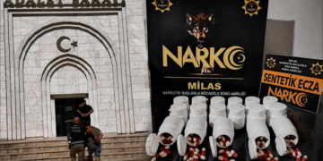 Milas’ta narkotik operasyonunda 730 sentetik ecza bulundu