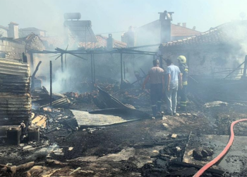 Yanan evde cansız bedeni bulundu