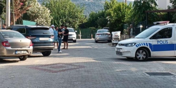 Yalıkavak’ta silahlı saldırı araç kurşunların hedefi oldu