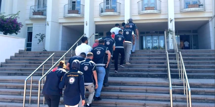 Bodrum’da Göçmen Kaçakçılığı Operasyonu: 7 Şüpheli Tutuklandı