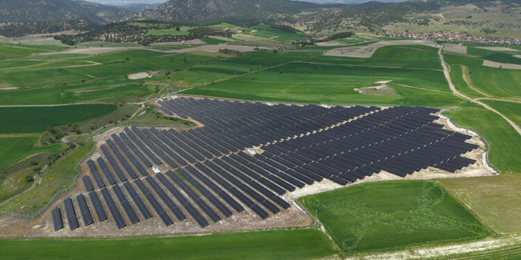 GES Yatırımlarıyla 3 bin 375 Ton Karbon Salımının Önüne Geçildi