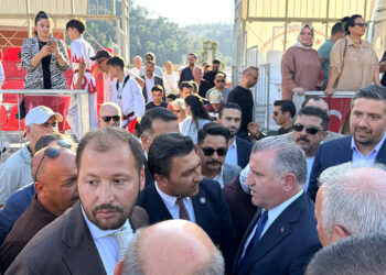 Bakan Bak’tan Bodrum’a 5 Bin Metrekarelik Kapalı Spor Salonu Sözü