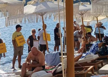 Bodrum Gümüşlük’te Pazar Nöbeti: Sahillerini İstiyorlar!