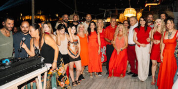 VIII. Bodrum Art Fair’in açılış gecesi bu yıl kırmızıya büründü