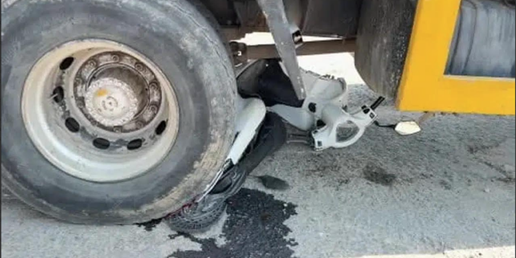 Menteşe’de Feci Kaza! Motosiklet Vincin Altında Kaldı, Sürücü Son Anda Kurtuldu