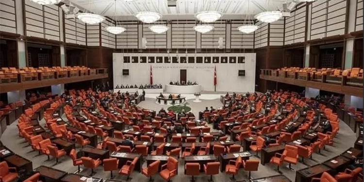 Gazi ve Şehit Yakınlarına Zam Müjdesi: Maaşlara Düzenleme!