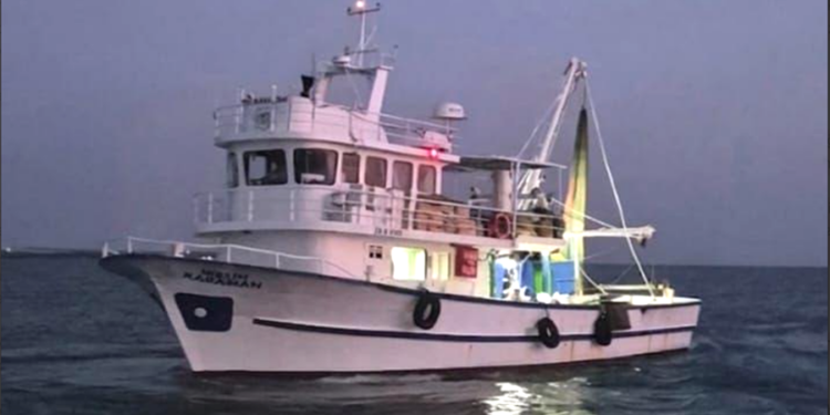 Türk Balıkçılarına Didim Açıklarında Hukuksuz Yunan Tacizi!