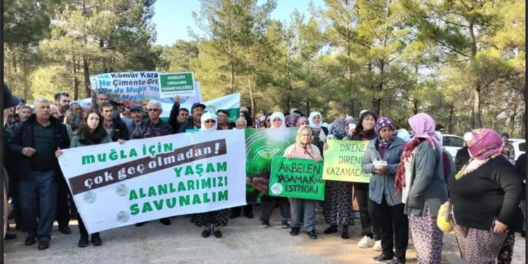 Çimento Fabrikasına Karşı Mücadele Sürüyor