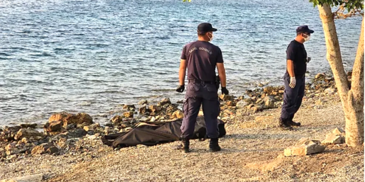 Bodrum Kumbahçe’de yüzerken boğuldu