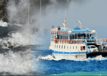 Bodrum’da feribot seferleri için fırtına engeli