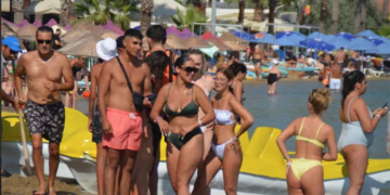 Muğla Temmuzda 1 Milyon 759 bin 555 Turist Kaybetti