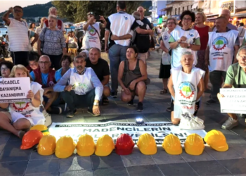 MADENCİLERE DESTEK TUTUKLANAN SENDİKACILARA ÖZGÜRLÜK EYLEMİ