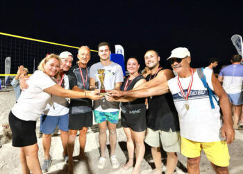 Plaj Voleybolu Şenliği Tamamlandı