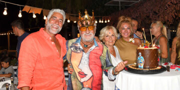 Fedon 80. Yaşını Bodrum’da Kutladı