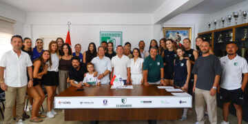 Bodrumspor Voleybolda İmza Şov