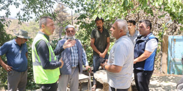 Yangında Hayvanlarını ve Tarlalarını Kaybeden Üreticilere Büyükşehir Desteği