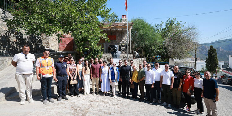 Başkan Mandalinci Yakaköy Mahallesi’nde