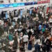 Bodrum havaalanında 24 saattir rezillik yaşıyorlar