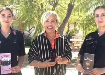 Devlet Sanatçısı Emel Sayın’dan KADES’e Destek: “Jandarma Varsa Güvendesiniz”