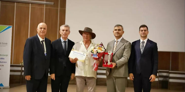 42. Uluslararası Fizik Kongresi Bodrum’da başladı