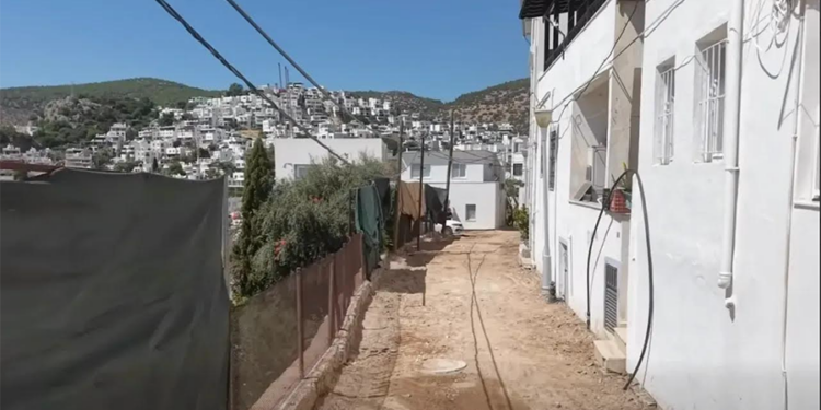 Bodrum Yokuşbaşı’nda 50 Yıllık Su Çilesi Sona Erdi: Yarım Asırlık Borular Yenilendi