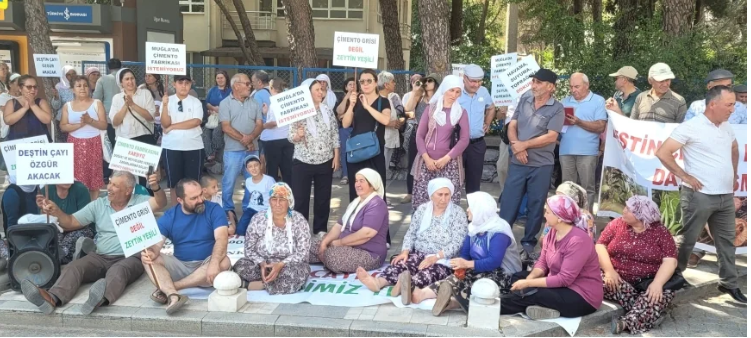 MUĞLALI KADINLAR ÇİMENTO FABRİKASI VE TERMİK SANTRALLERE KARŞI TEK YÜREK OLDU