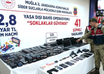 SİBER TAKİBE TAKILDILAR: BODRUM’DA 12,8 MİLYAR LİRALIK BAHİS VURGUNU!