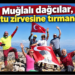Ayıçtu Zirvesi’nde Gaziler Günü anısına Bayrak dalgalandırdılar