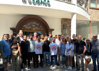 Bodrum’da Otel Çalışanlarından Ücret Eylemi: “Hakkımızı Almadan Gitmeyeceğiz”