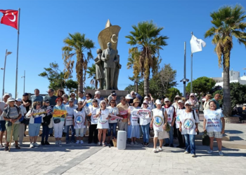 Turgutreis’te Emeklilerin Hak İsyanı Vardı: “Dayanacak Gücümüz Kalmadı!”