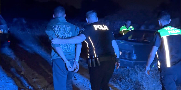 Alkollü Sürücü Polisten Kaçarken Bir Gencin Ayağını Ezdi